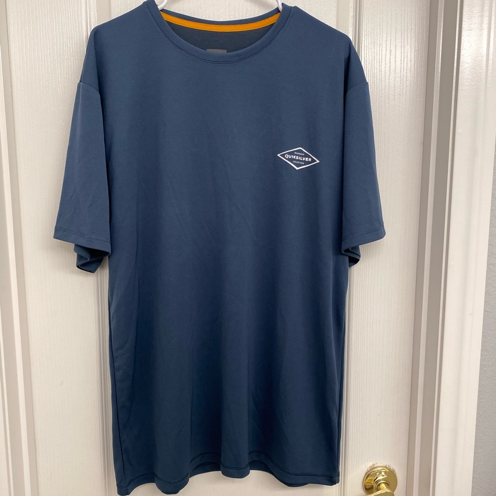 NWT Men’s 3XL Quicksilver rashguard sun shirt